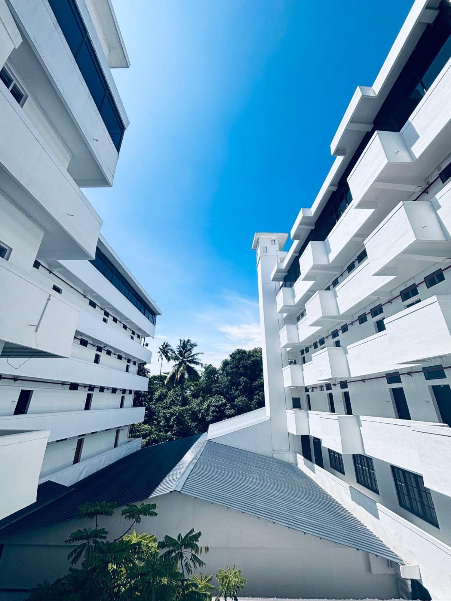Maharani Hotel Kozhikode Exterior photo